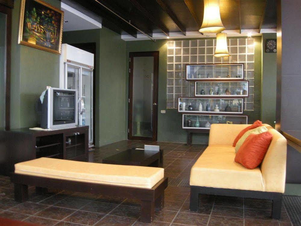 Oyo 244 Roar Inn Patong Exteriér fotografie
