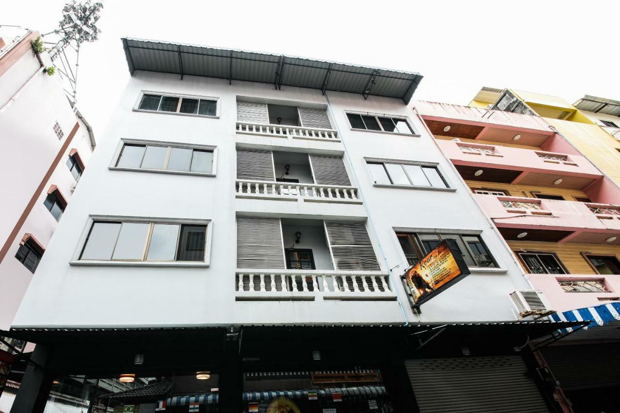 Oyo 244 Roar Inn Patong Exteriér fotografie